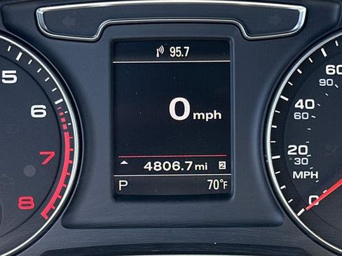 Used 2018 Audi Q3 2.0T Premium Plus AWD/4WD image 30