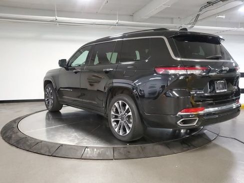 Used 2022 Jeep Grand Cherokee L Overland w/ Luxury Tech Group IV AWD/4WD image 7