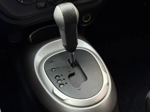 Used 2013 Nissan Juke S image 26