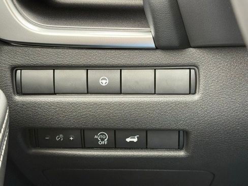 New 2026 Nissan Rogue SV image 30