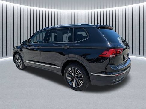 Used 2024 Volkswagen Tiguan Wolfsburg Edition AWD/4WD image 7