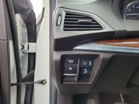 Used 2019 Acura MDX SH-AWD image 20