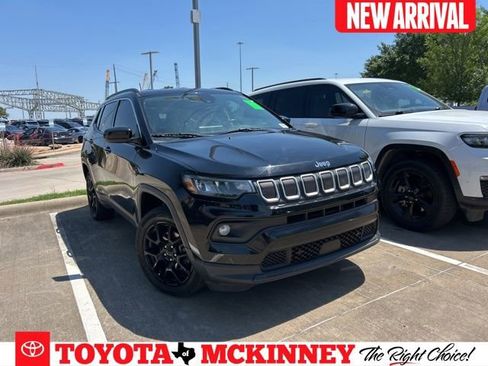 Used 2022 Jeep Compass Latitude AWD/4WD image 1