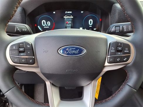 New 2025 Ford Explorer Active image 15