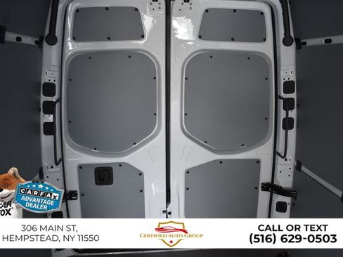 Used 2024 Mercedes-Benz eSprinter 170 Cargo image 30