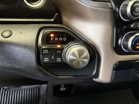 Used 2019 RAM 1500 Laramie AWD/4WD image 15