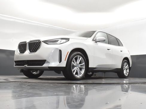 Certified 2025 BMW X3 xDrive30i image 38