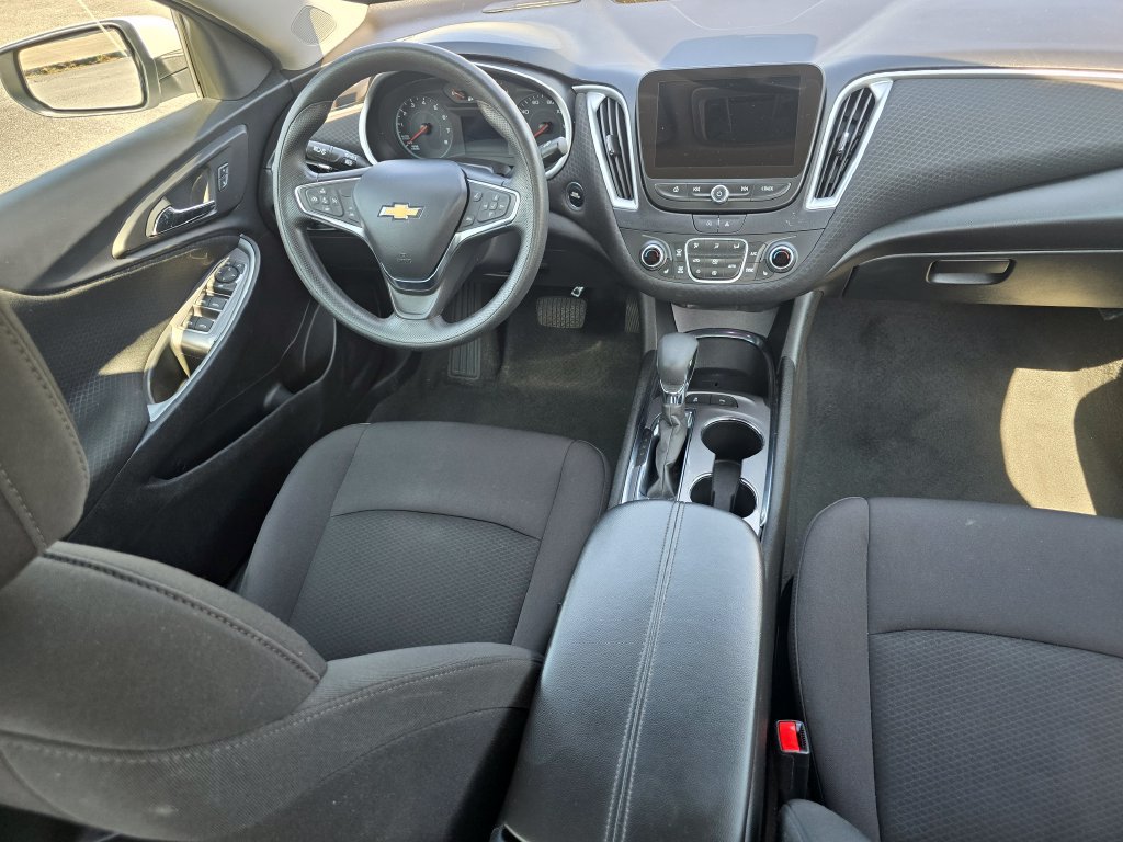 Used 2024 Chevrolet Malibu LT FWD image 19