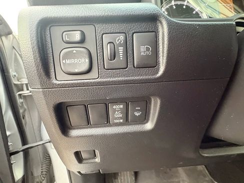 Used 2024 Toyota 4Runner TRD Off-Road image 25