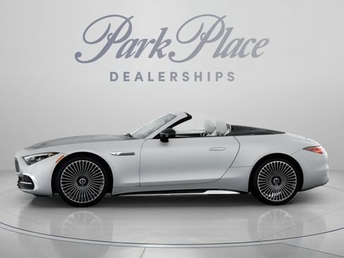 New 2026 Mercedes-Benz Maybach SL 680 image 5
