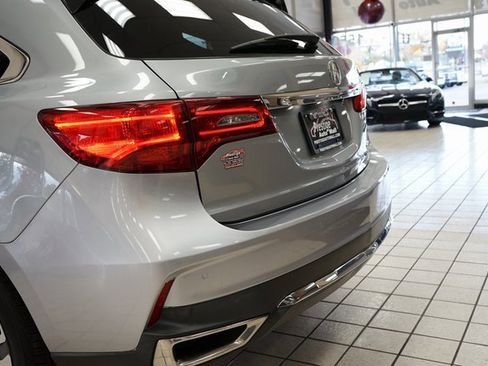 Used 2020 Acura MDX SH-AWD w/ Technology Package image 16