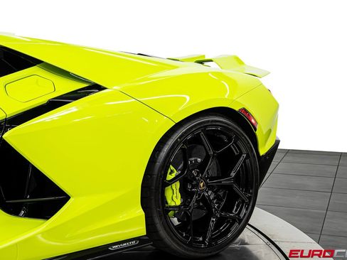 Used 2025 Lamborghini Revuelto AWD/4WD image 20