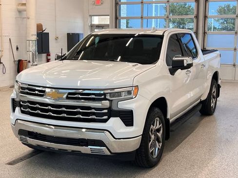 Used 2022 Chevrolet Silverado 1500 LTZ w/ Max Trailering Package AWD/4WD image 4