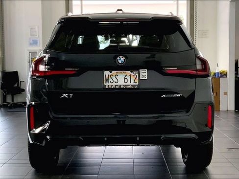 Used 2023 BMW X1 xDrive28i w/ M Sport Package image 4