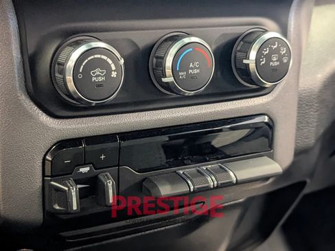 Used 2022 RAM 1500 Big Horn AWD/4WD image 22