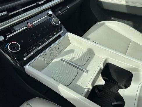 Used 2025 Hyundai Santa Fe SEL image 30