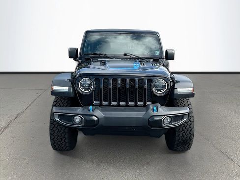 Used 2022 Jeep Wrangler Unlimited Rubicon 4xe AWD/4WD image 2