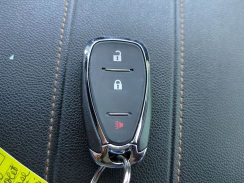 Used 2020 Chevrolet Traverse LS image 26