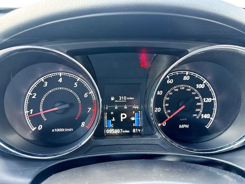 Used 2020 Mitsubishi Outlander Sport ES FWD image 14