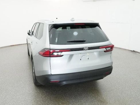 New 2026 Toyota Grand Highlander XLE image 6