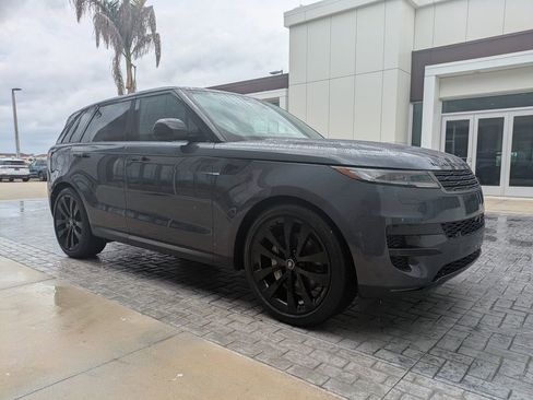 Certified 2025 Land Rover Range Rover Sport SE AWD/4WD image 3