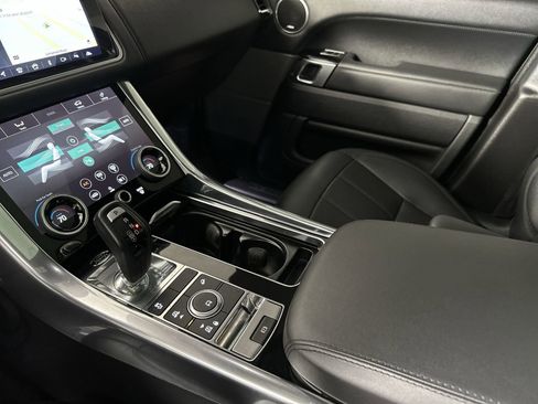 Used 2019 Land Rover Range Rover Sport HSE AWD/4WD image 21