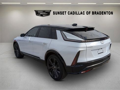 New 2026 Cadillac Lyriq Signature Sport w/ Nappa Leather Package image 6