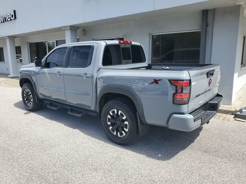 Used 2022 Nissan Frontier Pro-X RWD image 2