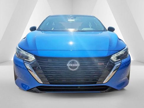 Used 2024 Nissan Sentra SR w/ Lighting Package FWD image 2