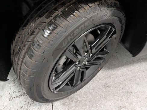 New 2026 Chevrolet TrailBlazer LT w/ Convenience Package FWD image 9