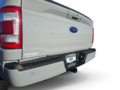 Used 2023 Ford F150 Lariat w/ Max Trailer Tow Package image 23