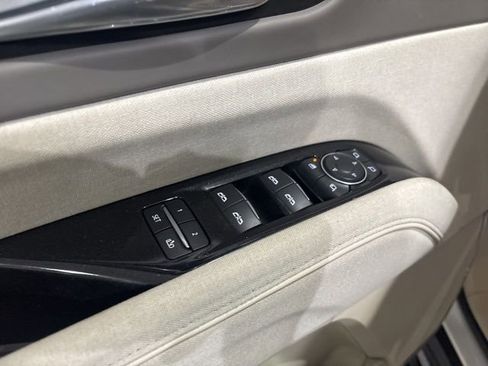 Used 2021 Cadillac Escalade Sport Platinum image 12