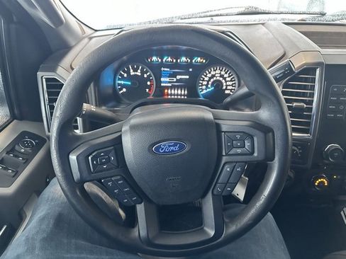 Used 2016 Ford F150 XLT w/ Trailer Tow Package image 9