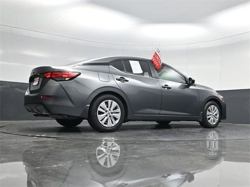 Used 2025 Nissan Sentra S image 46