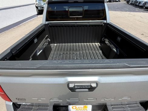 New 2026 Toyota Tacoma SR5 AWD/4WD image 5