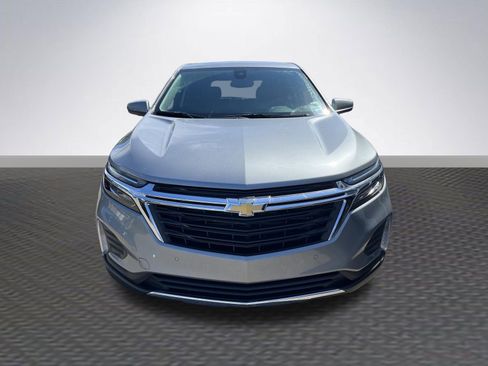 Used 2024 Chevrolet Equinox LT w/ LPO, Floor Liner Package AWD/4WD image 2