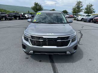 Used 2024 Kia Seltos LX AWD/4WD video 2