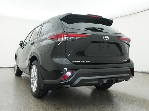 New 2026 Toyota Highlander Limited AWD/4WD image 80