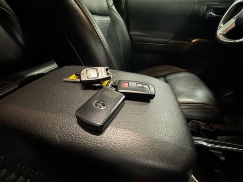 Used 2019 Toyota Tacoma TRD Pro image 41