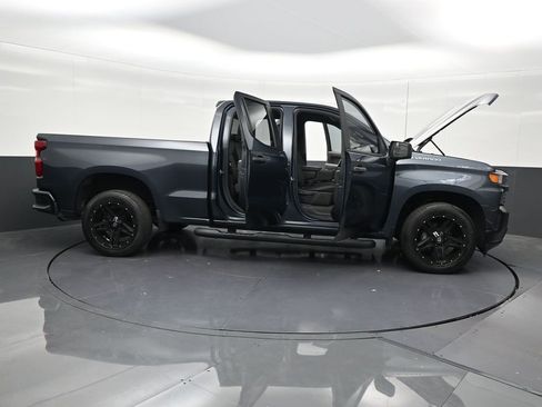 Used 2019 Chevrolet Silverado 1500 W/T RWD image 34