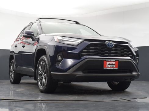 Used 2023 Toyota RAV4 XLE Premium AWD/4WD image 32