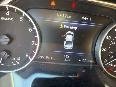 Used 2018 Nissan Maxima 3.5 SV image 3