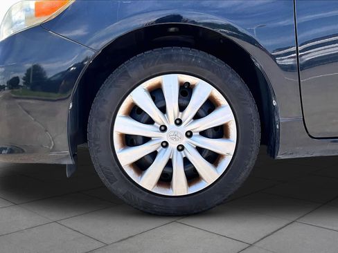 Used 2012 Toyota Corolla LE FWD image 10