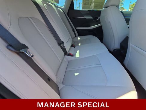 Used 2023 Hyundai Sonata SEL FWD image 17