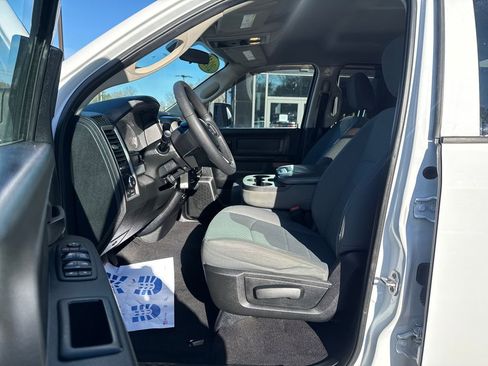 Used 2018 RAM 1500 Express w/ Express Value Package image 22