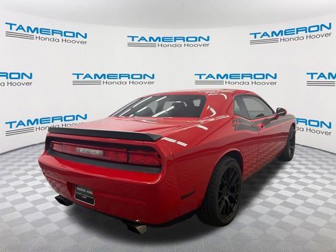 Used 2010 Dodge Challenger R/T RWD image 5