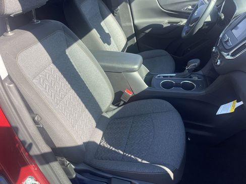 Certified 2024 Chevrolet Equinox LT w/ LPO, Floor Liner Package image 26