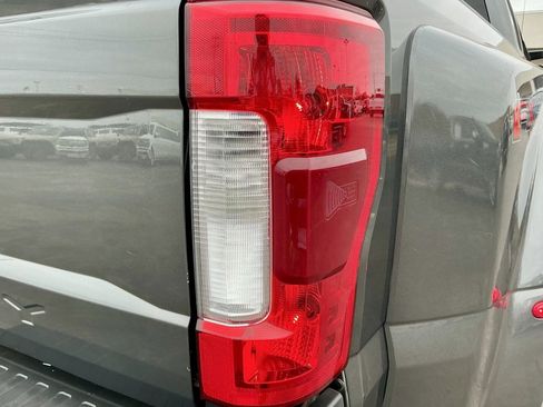 Used 2019 Ford F350 Lariat w/ Lariat Ultimate Package image 16