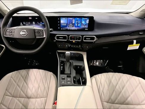 New 2026 Nissan Sentra SL w/ Floor Mat Package FWD image 6