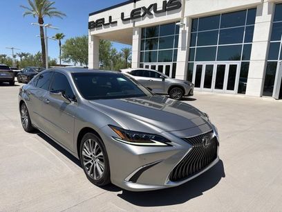 Used 2019 Lexus ES 350 w/ Accessory Package 2